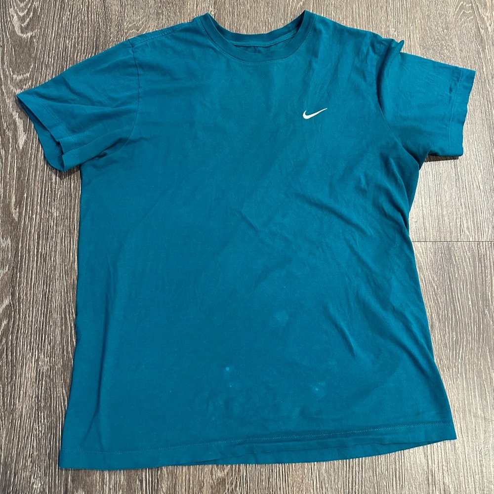Nike Men's Teal T-Shirt